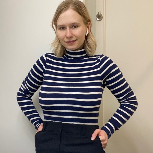 Long Sleeve Ribbed Turtleneck - Picture 2 of 4